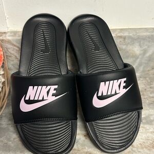 Nike Victori One Women's Slides